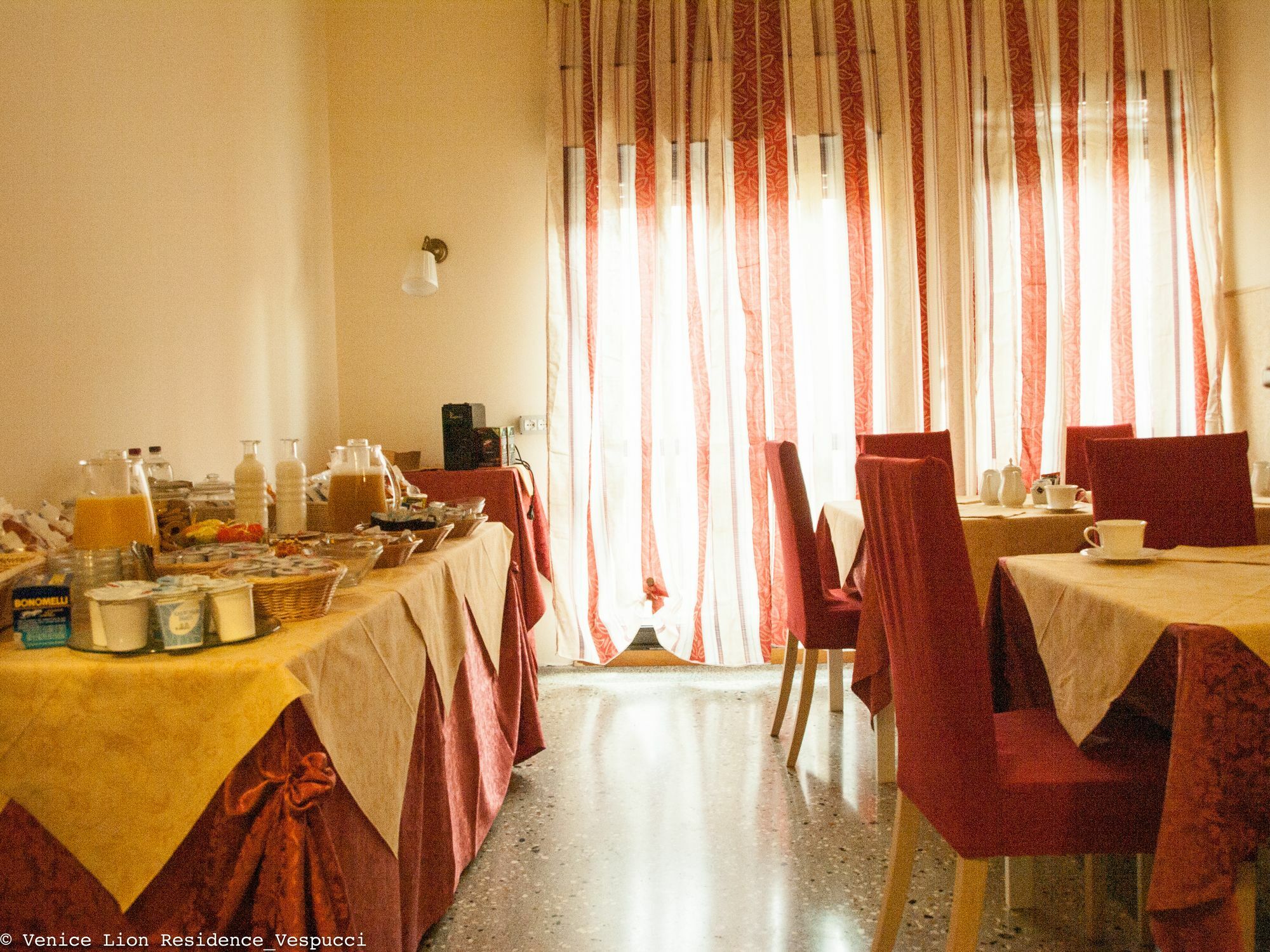 Venice Lion Residence - Vespucci Mestre Luaran gambar Breakfast room